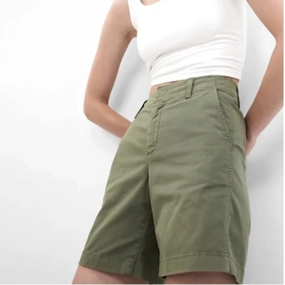 Gap Green Downtown Bermuda Shorts Womens Size 4 Mid Rise Casual Stretch Twill